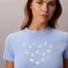 Schmal geschnittenes T-Shirt mit gestuftem Logo-Print Schmal geschnittenes T-Shirt mit gestuftem Logo-Print
