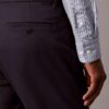 Schmale Chino-Hose aus Baumwollsatin Schmale Chino-Hose aus Baumwollsatin