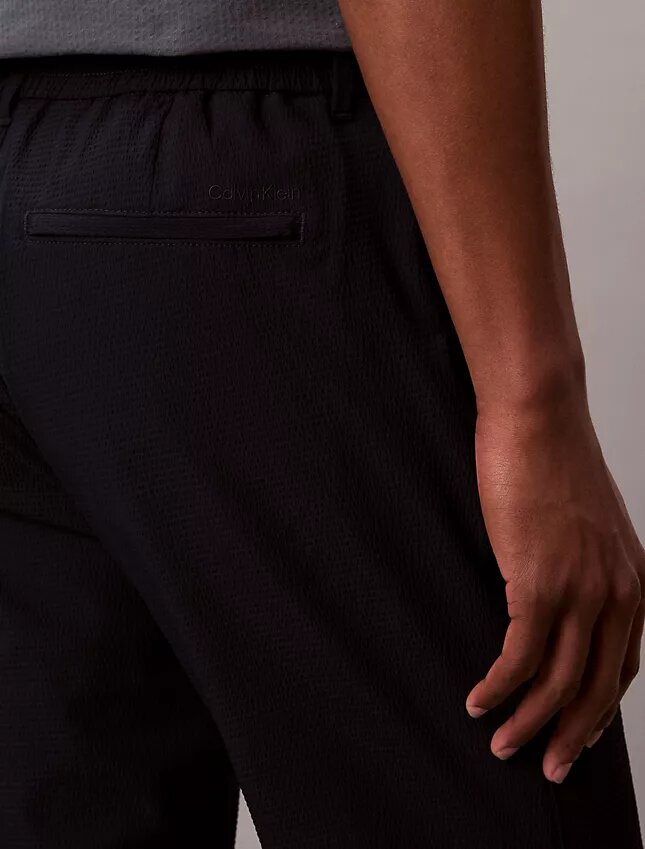 Seersucker-Hose mit geradem Schnitt Seersucker-Hose mit geradem Schnitt