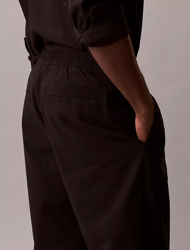 Seersucker-Hose mit geradem Schnitt Seersucker-Hose mit geradem Schnitt