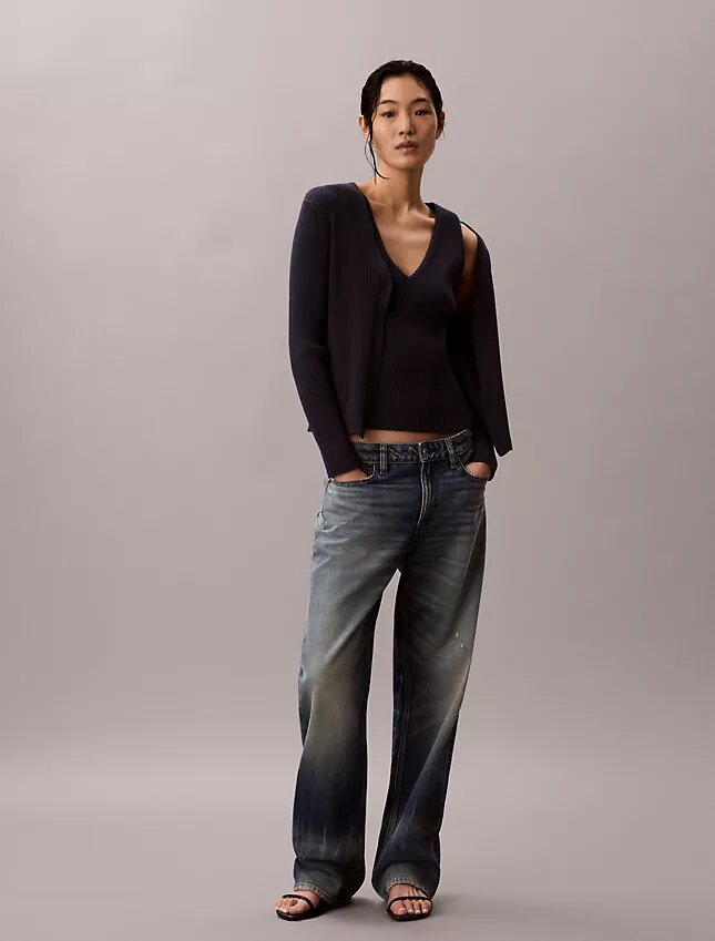 Set aus Baumwoll-Ripp-Strickjacke und Tanktop Set aus Baumwoll-Ripp-Strickjacke und Tanktop