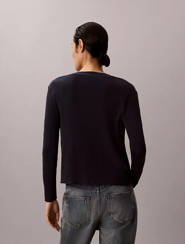 Set aus Baumwoll-Ripp-Strickjacke und Tanktop Set aus Baumwoll-Ripp-Strickjacke und Tanktop
