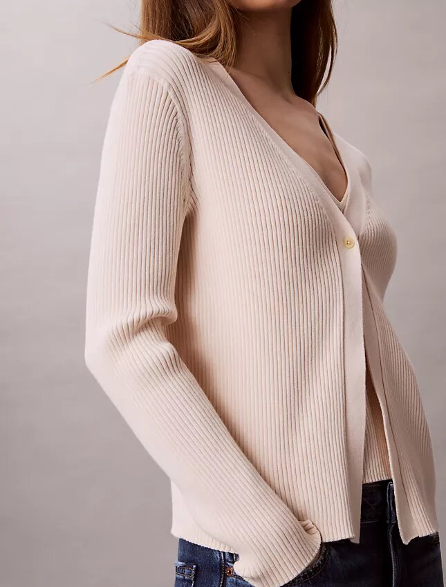 Set aus Baumwoll-Ripp-Strickjacke und Tanktop Set aus Baumwoll-Ripp-Strickjacke und Tanktop