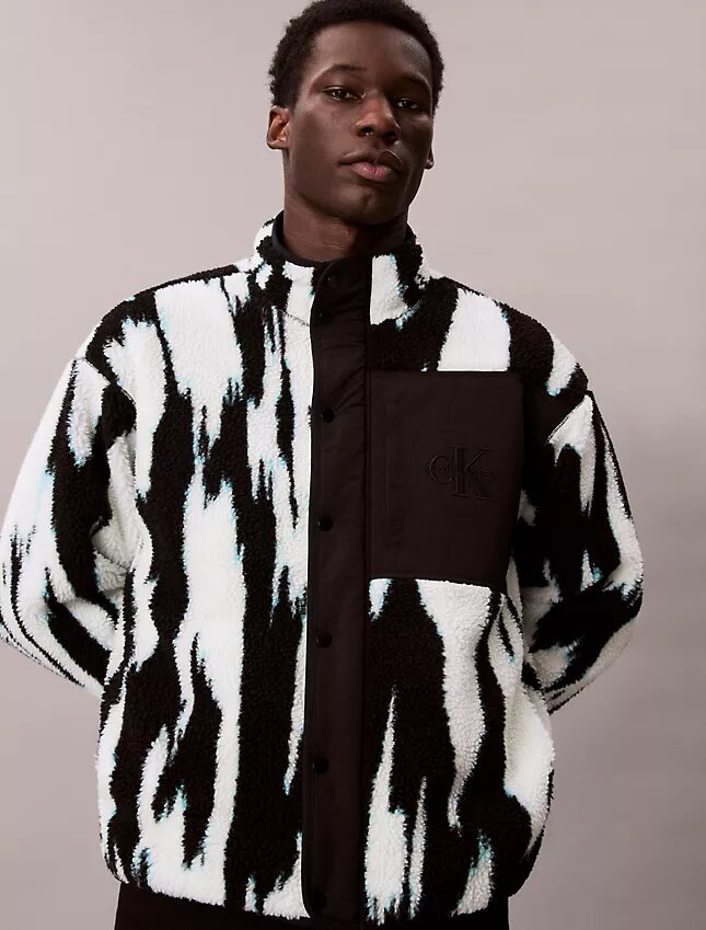 Sherpa-Jacke mit Print und lockerem Stehkragen Sherpa-Jacke mit Print und lockerem Stehkragen