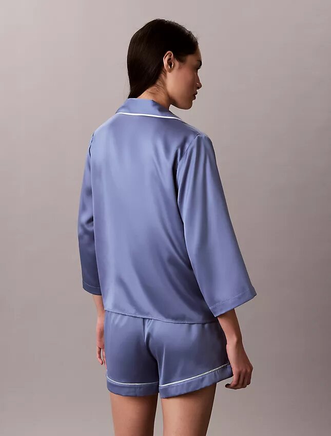 Shirt mit Satin-Glanz Shirt mit Satin-Glanz