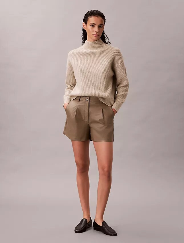 Shorts aus Kunstleder Shorts aus Kunstleder