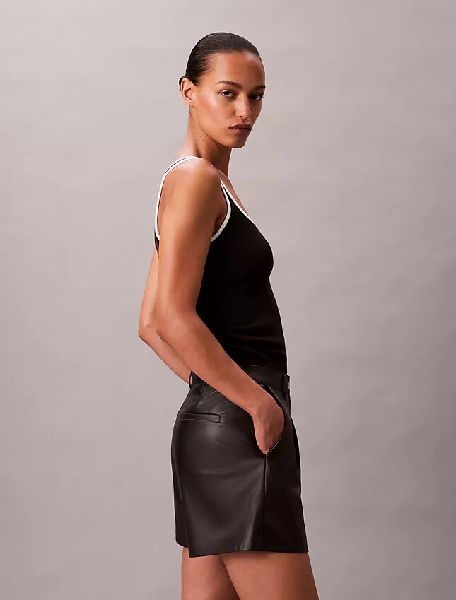 Shorts aus Kunstleder Shorts aus Kunstleder