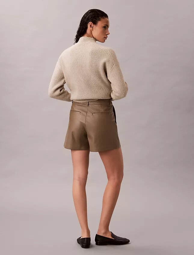 Shorts aus Kunstleder Shorts aus Kunstleder