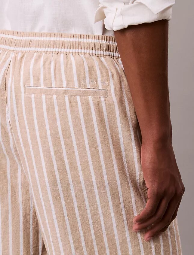 Shorts aus Leinenmischung mit Streifen Shorts aus Leinenmischung mit Streifen