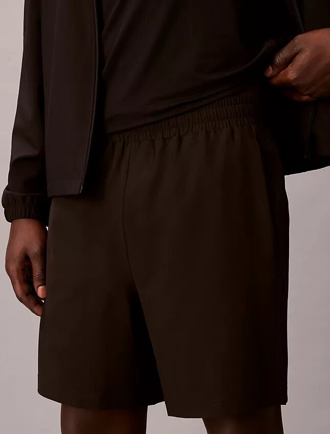 Shorts mit gewebtem Monogram Shorts mit gewebtem Monogram