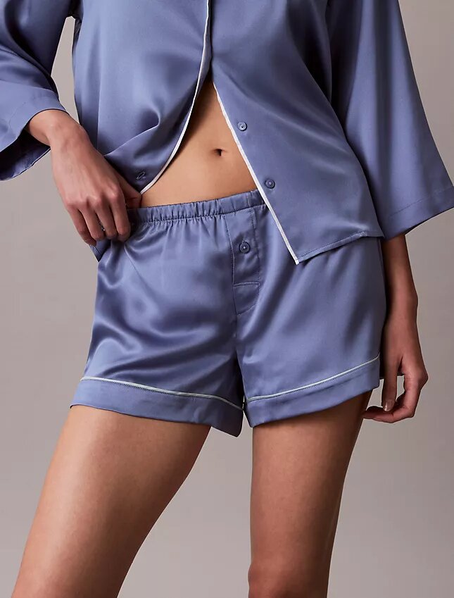 Shorts mit Satin-Glanz Shorts mit Satin-Glanz
