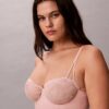 Sinnlicher Stretch-Spitzen-Bodys Sinnlicher Stretch-Spitzen-Bodys