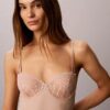 Sinnlicher Stretch-Spitzen-Bodys Sinnlicher Stretch-Spitzen-Bodys
