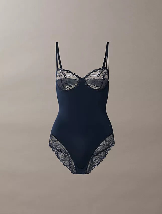 Sinnlicher Stretch-Spitzen-Bodys Sinnlicher Stretch-Spitzen-Bodys