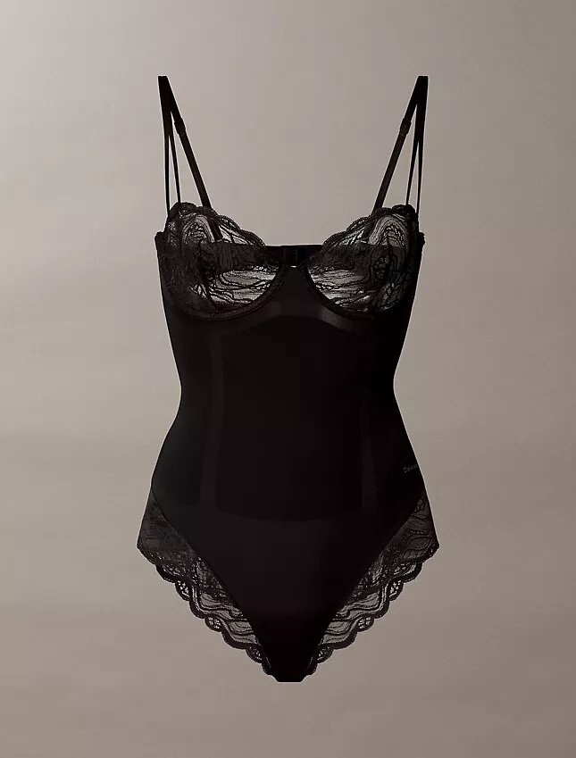 Sinnlicher Stretch-Spitzen-Bodys Sinnlicher Stretch-Spitzen-Bodys