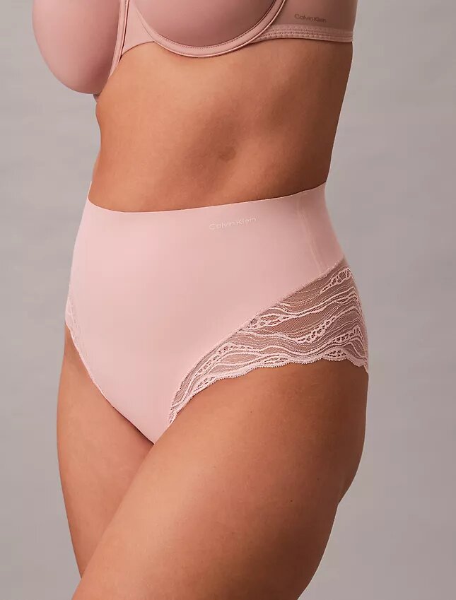 Sinnlicher Stretch-Spitzen-Slip Sinnlicher Stretch-Spitzen-Slip