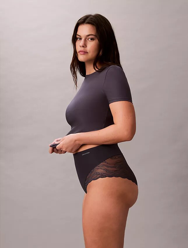 Sinnlicher Stretch-Spitzen-Slip Sinnlicher Stretch-Spitzen-Slip