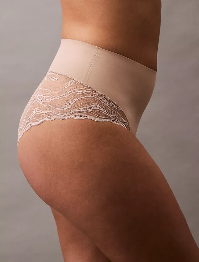 Sinnlicher Stretch-Spitzen-Slip Sinnlicher Stretch-Spitzen-Slip