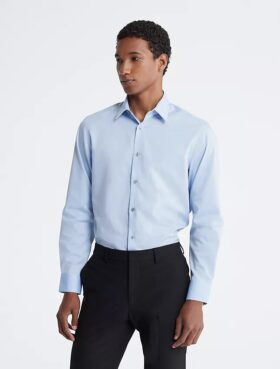 Slim-Fit-Hemd aus Baumwolle mit Fischgrätenmuster Slim-Fit-Hemd aus Baumwolle mit Fischgrätenmuster