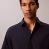 Slim-Fit-Hemd aus Cotton Stretch mit Knopfleiste Slim-Fit-Hemd aus Cotton Stretch mit Knopfleiste