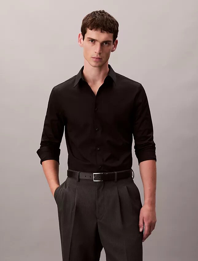 Slim-Fit-Hemd aus Cotton Stretch-Popeline Slim-Fit-Hemd aus Cotton Stretch-Popeline
