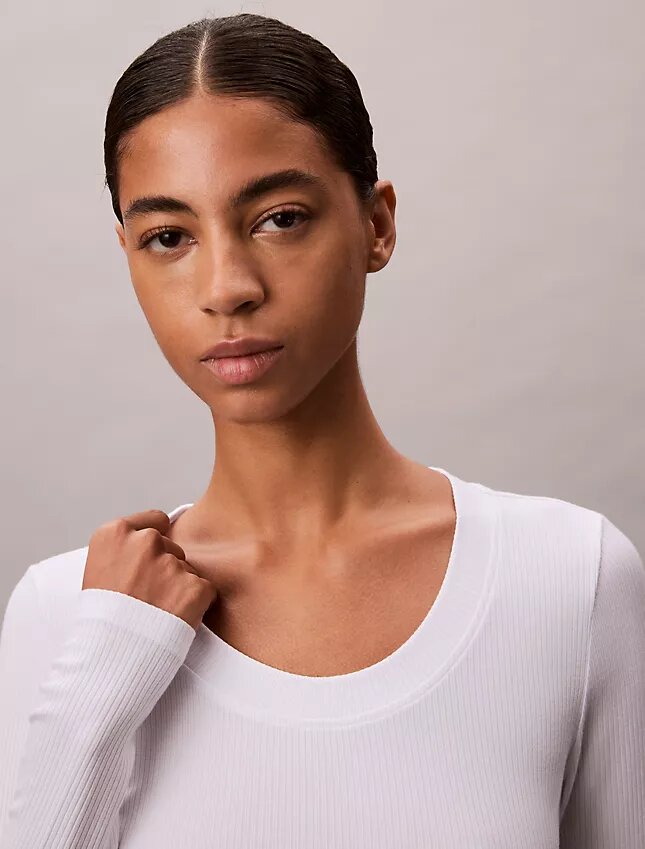 Slim-Fit-T-Shirt aus Modal-Stretch-Rippstoff Slim-Fit-T-Shirt aus Modal-Stretch-Rippstoff