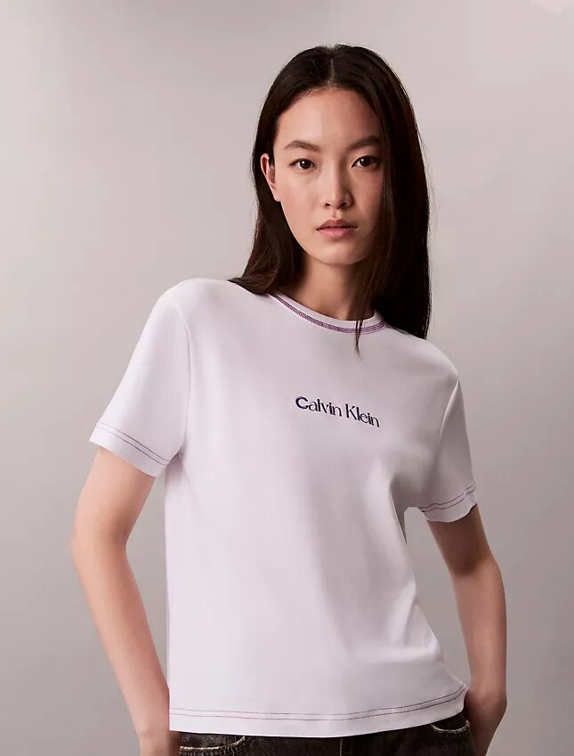 Slim-Fit-T-Shirt mit gesticktem Logo Slim-Fit-T-Shirt mit gesticktem Logo