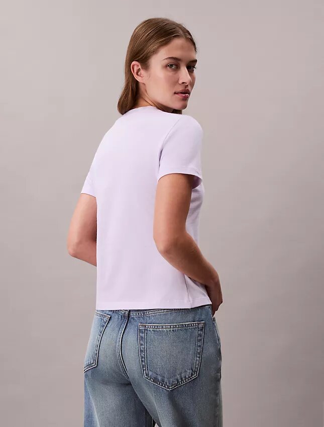 Slim-Fit-T-Shirt mit geteiltem Logo-Print Slim-Fit-T-Shirt mit geteiltem Logo-Print
