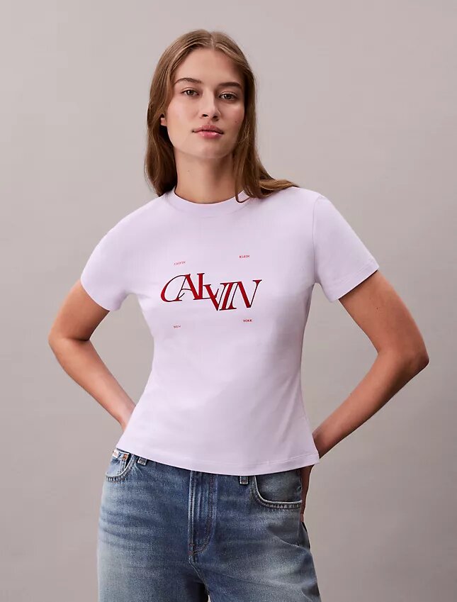 Slim-Fit-T-Shirt mit geteiltem Logo-Print Slim-Fit-T-Shirt mit geteiltem Logo-Print