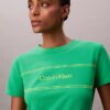 Slim-Fit-T-Shirt mit Streifen-Logo Slim-Fit-T-Shirt mit Streifen-Logo