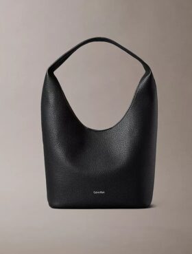 Slouchy-Tasche mit Kieselstruktur