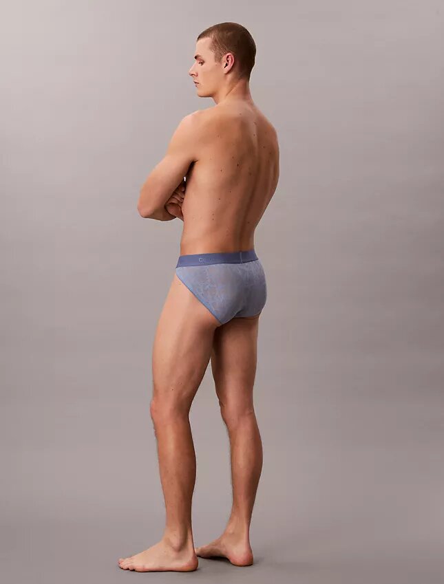 Sport-Slip aus Mikrofaser und Spitze Sport-Slip aus Mikrofaser und Spitze