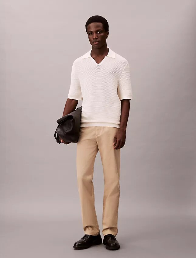 Standard-Chino-Hose mit geradem Schnitt Standard-Chino-Hose mit geradem Schnitt
