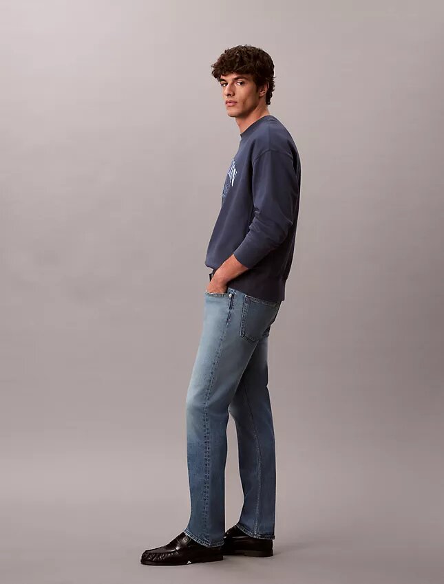 Standard-Jeans mit geradem Schnitt Standard-Jeans mit geradem Schnitt