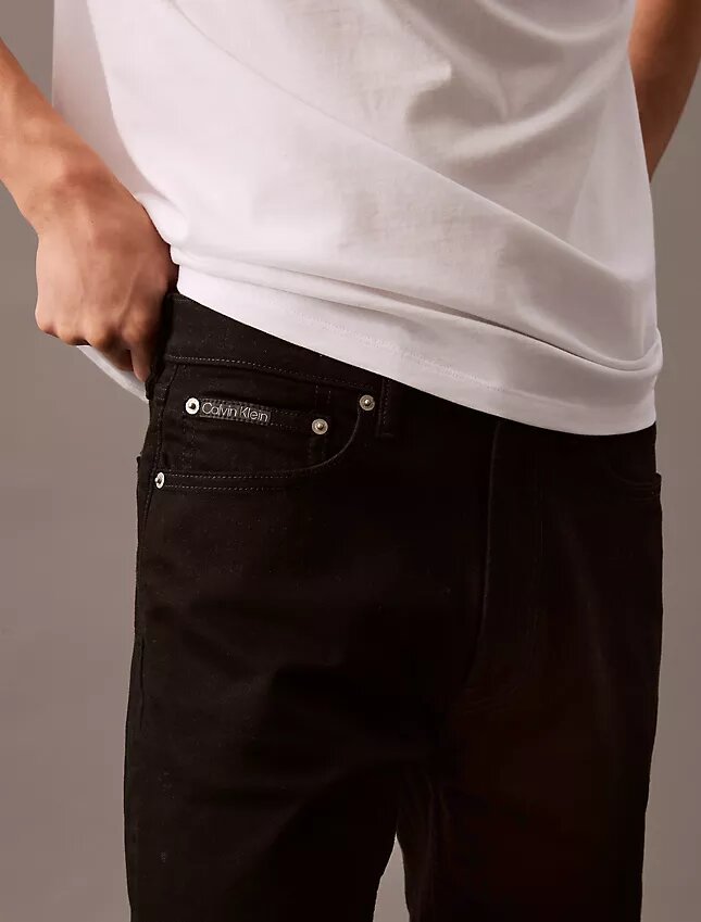 Standard-Jeans mit geradem Schnitt Standard-Jeans mit geradem Schnitt