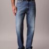 Standard-Jeans mit geradem Schnitt Standard-Jeans mit geradem Schnitt