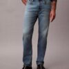 Standard-Jeans mit geradem Schnitt Standard-Jeans mit geradem Schnitt