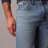 Standard-Jeans mit geradem Schnitt Standard-Jeans mit geradem Schnitt