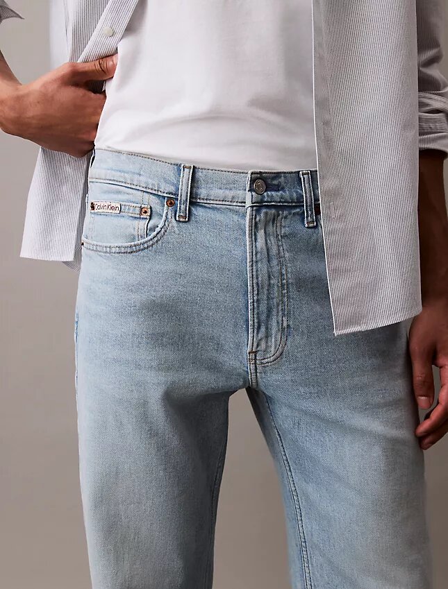 Standard-Jeans mit geradem Schnitt Standard-Jeans mit geradem Schnitt
