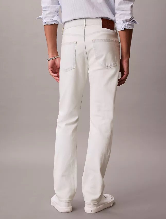 Standard-Jeans mit geradem Schnitt Standard-Jeans mit geradem Schnitt