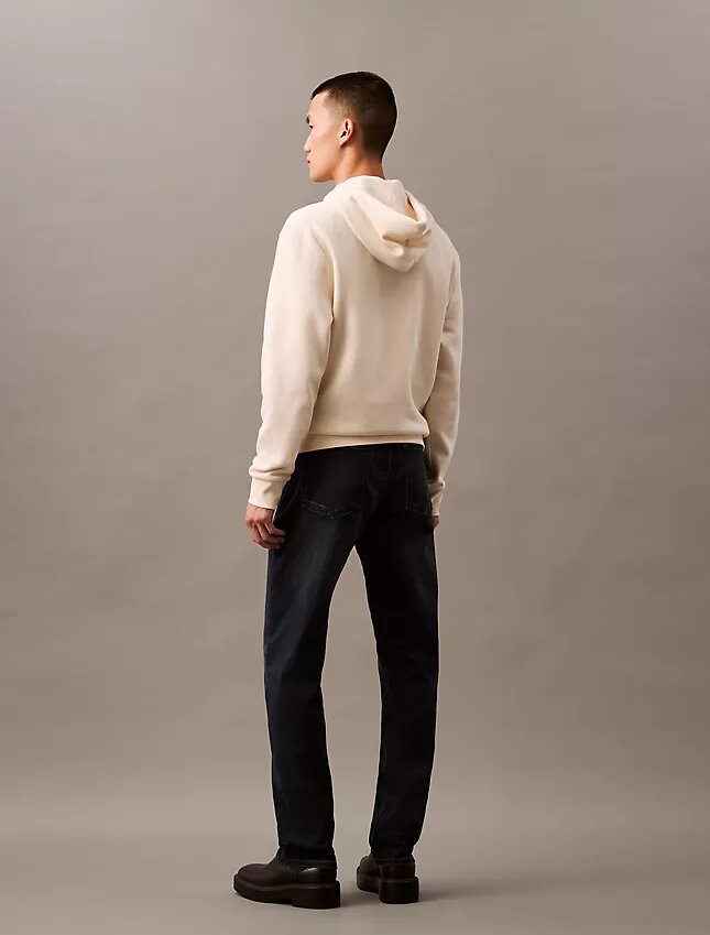 Standard-Jeans mit geradem Schnitt Standard-Jeans mit geradem Schnitt