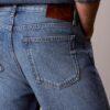 Standard-Jeans mit geradem Schnitt Standard-Jeans mit geradem Schnitt