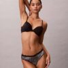 Stretch-Microfiber-Thong mit Spitze Stretch-Microfiber-Thong mit Spitze