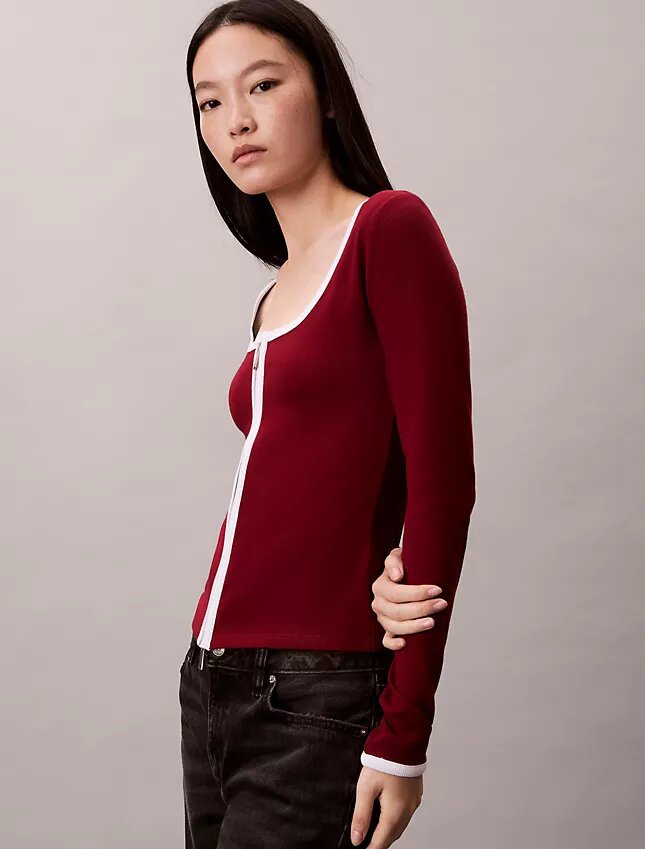Strickjacke mit kontrastfarbener Rippbündung Strickjacke mit kontrastfarbener Rippbündung