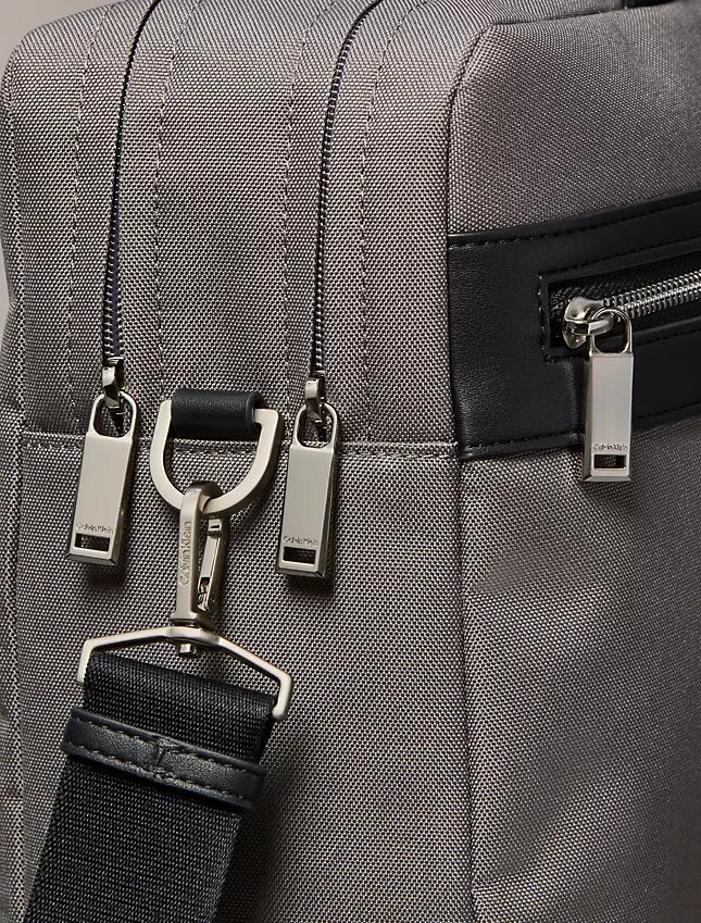 Strukturierte Pendlertasche Strukturierte Pendlertasche
