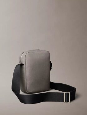 Strukturierte Reporter-Tasche