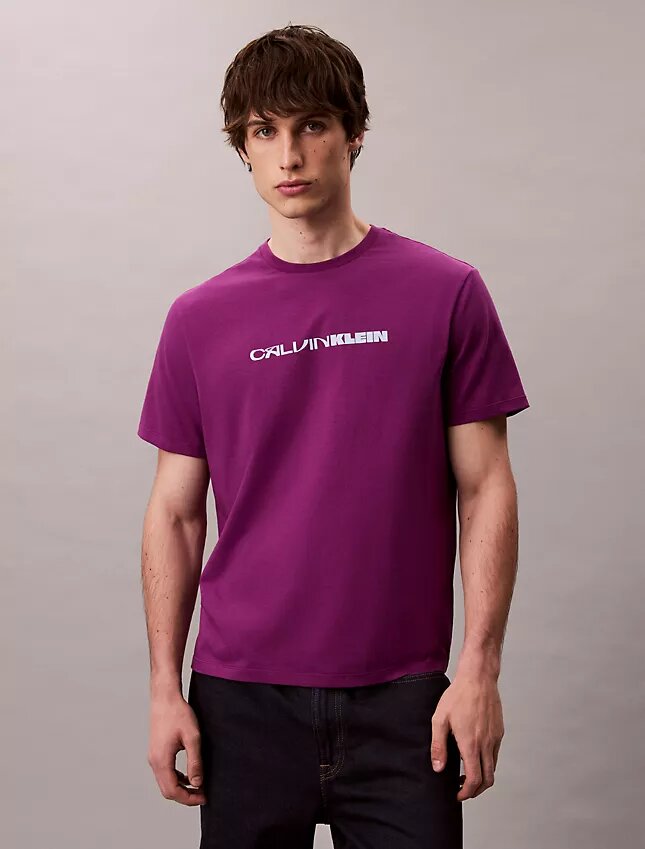 T-Shirt mit auffälligem Logo-Aufdruck in lockerer Passform T-Shirt mit auffälligem Logo-Aufdruck in lockerer Passform