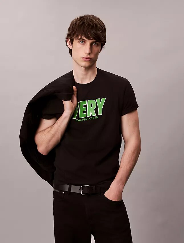 T-Shirt mit auffälligem Print T-Shirt mit auffälligem Print