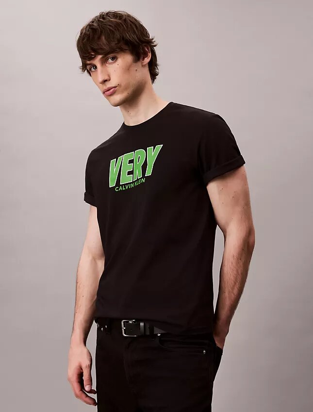T-Shirt mit auffälligem Print T-Shirt mit auffälligem Print