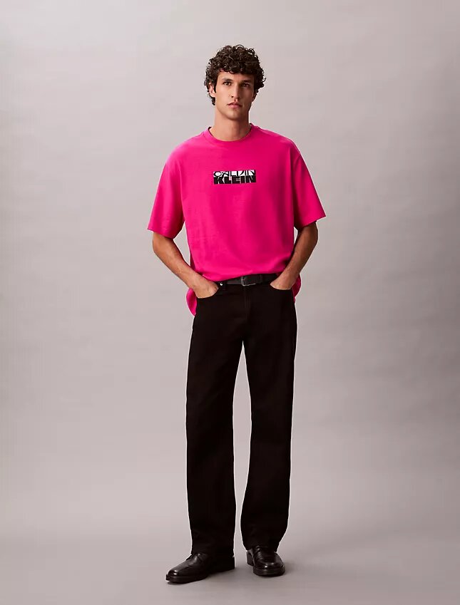 T-Shirt mit Block-Logo-Grafik in lockerer Passform T-Shirt mit Block-Logo-Grafik in lockerer Passform